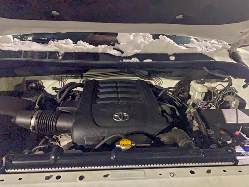 2016 TOYOTA TUNDRA CREWMAX SR5  