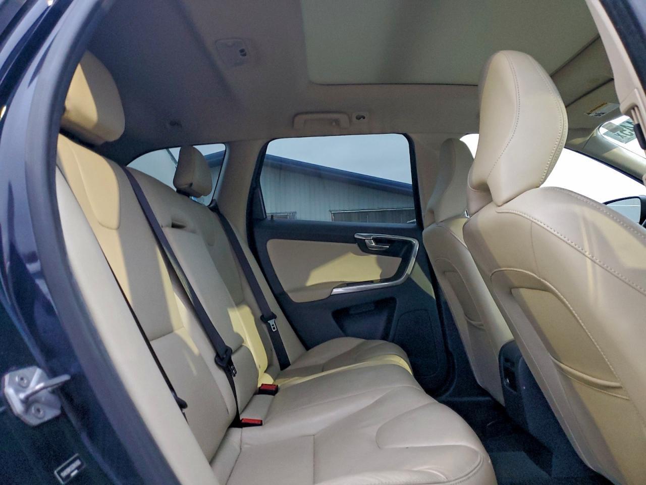 2016 Volvo Xc60 T5 Premier VIN: YV4612RK5G2842450 Lot: 94962445