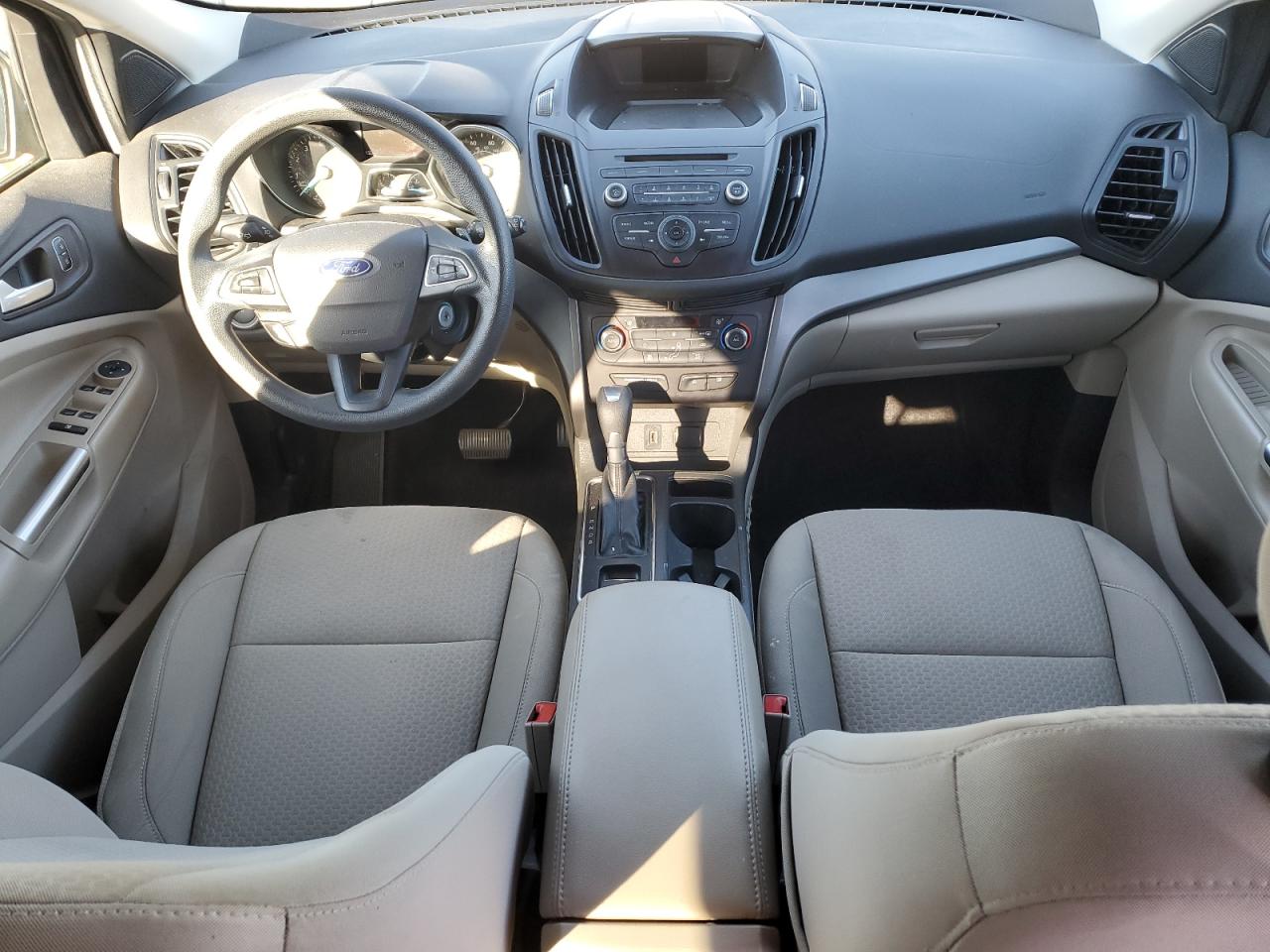 2017 Ford Escape Se VIN: 1FMCU0GD3HUC28004 Lot: 92863925