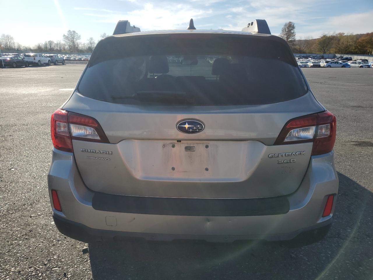 2017 Subaru Outback 3.6R Limited VIN: 4S4BSENC2H3228168 Lot: 85428885