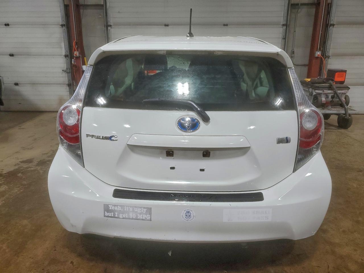 2012 Toyota Prius C VIN: JTDKDTB33C1501436 Lot: 93438855