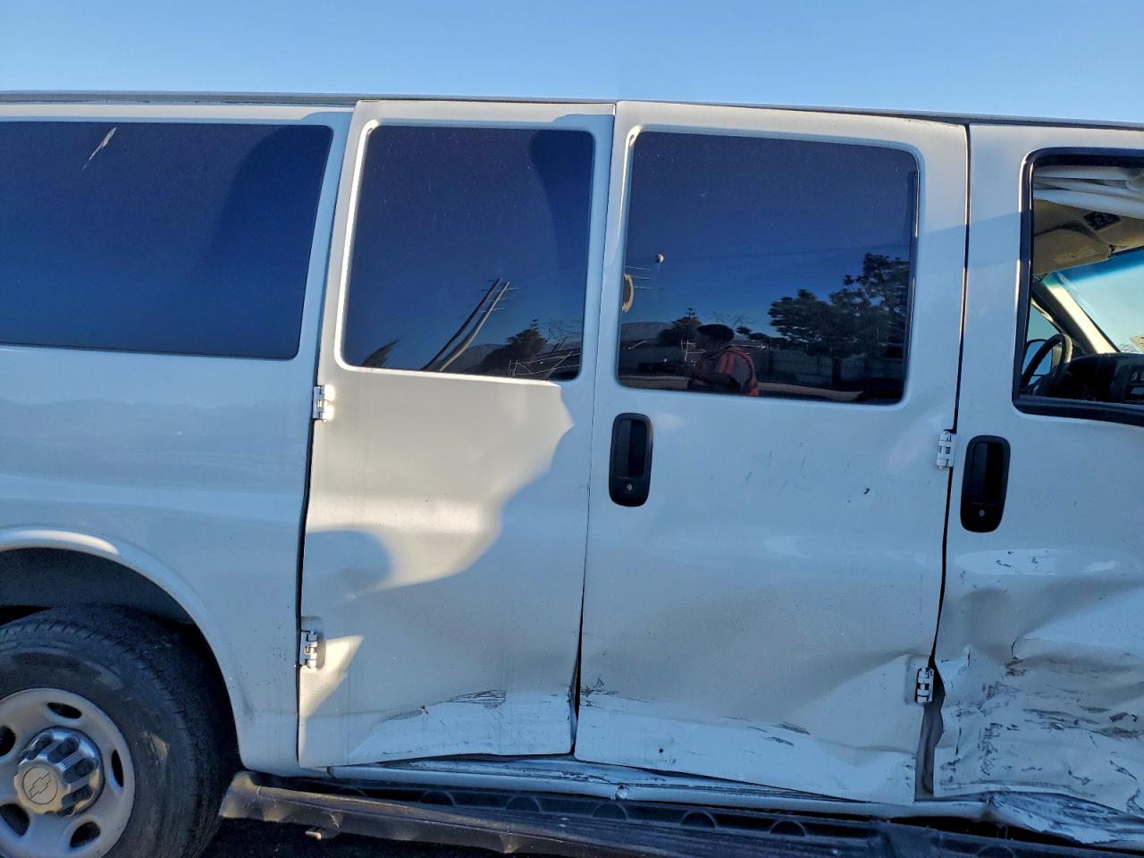 2015 Chevrolet Express G2500 Lt VIN: 1GBWGRFF9F1173397 Lot: 94502815