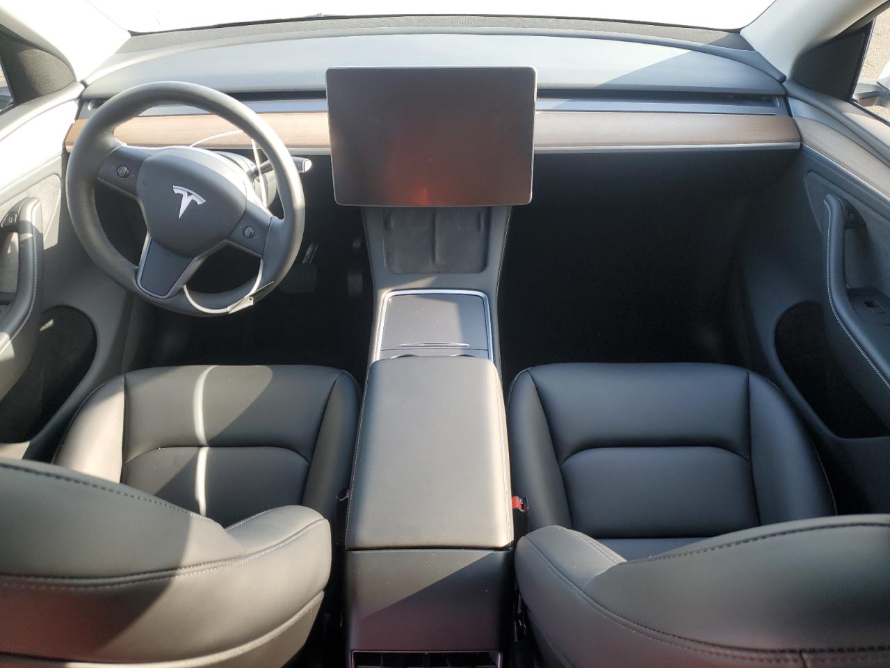 2023 Tesla Model Y VIN: 7SAYGDEEXPA152356 Lot: 90884005