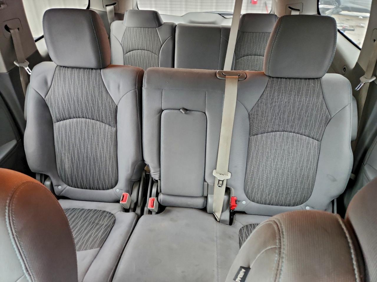 2017 Chevrolet Traverse Ls VIN: 1GNKVFKD6HJ243905 Lot: 93646535