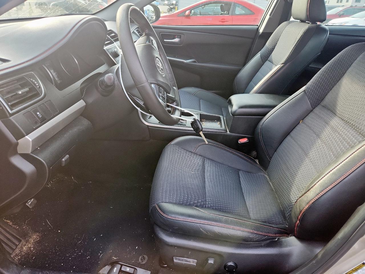 2015 Toyota Camry Le VIN: 4T1BF1FK2FU473742 Lot: 93093455