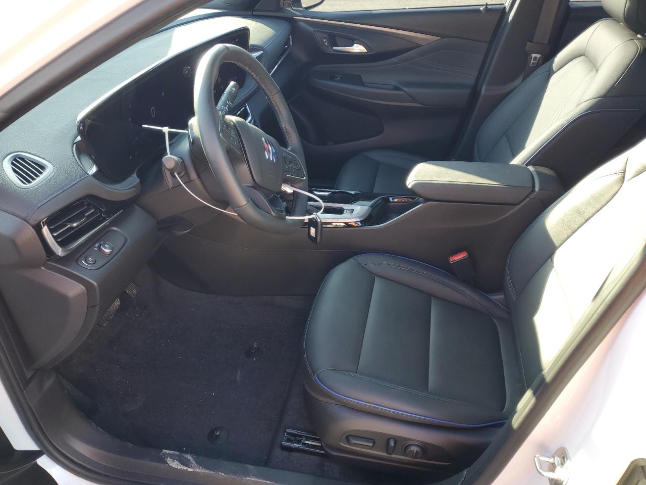 2024 Buick Envista Sport Touring VIN: KL47LBE23RB121547 Lot: 92373675