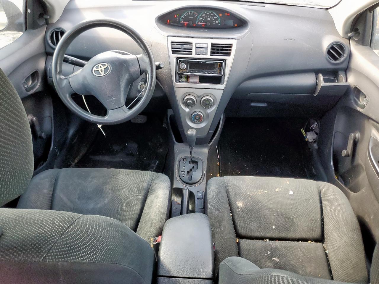 2010 Toyota Yaris VIN: JTDBT4K32A1397043 Lot: 93121895