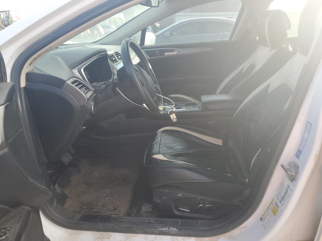 2020 Ford Fusion Se VIN: 3FA6P0H77LR129080 Lot: 92305155