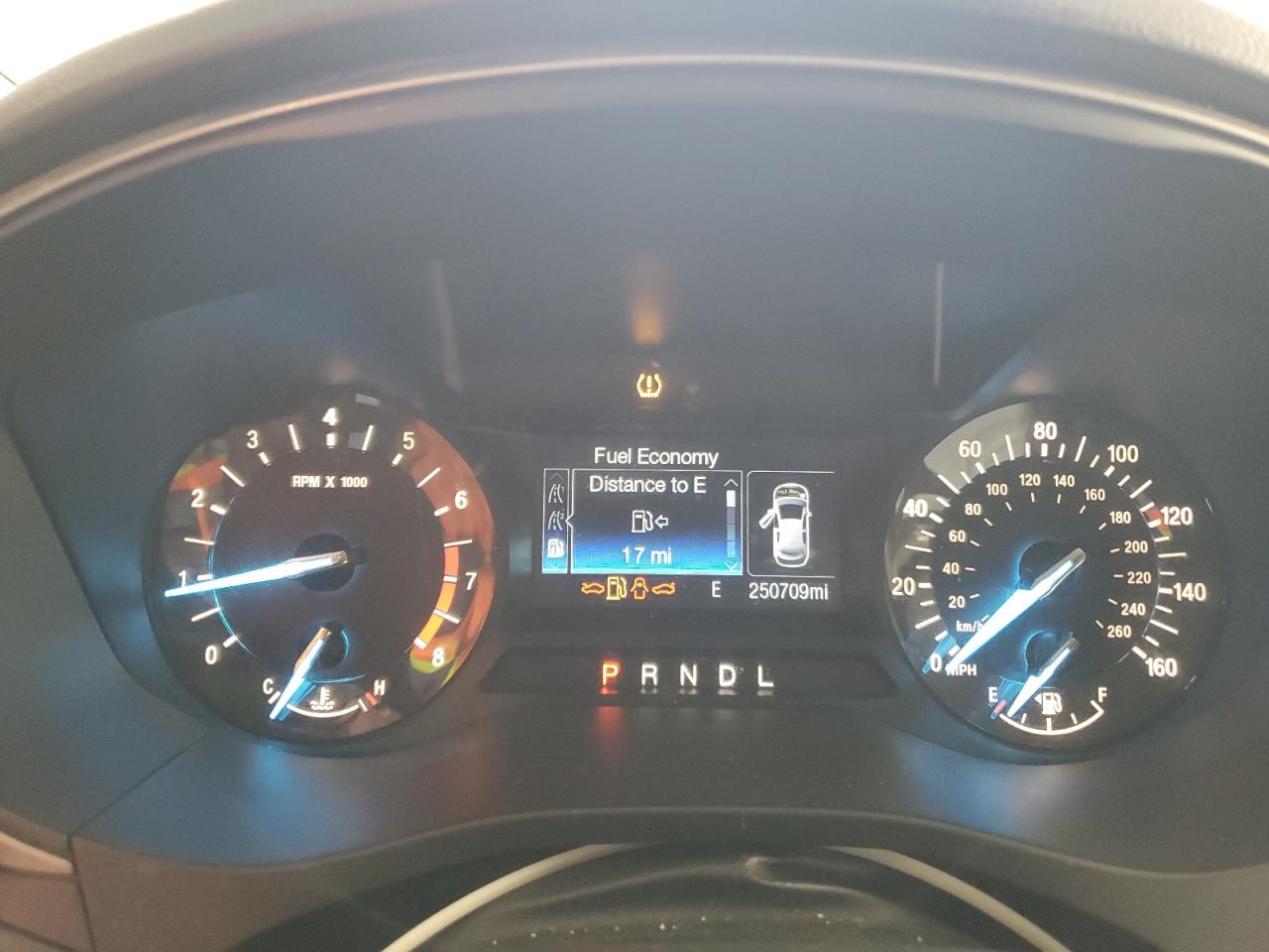 2017 Ford Fusion Se VIN: 3FA6P0H71HR389692 Lot: 93087835