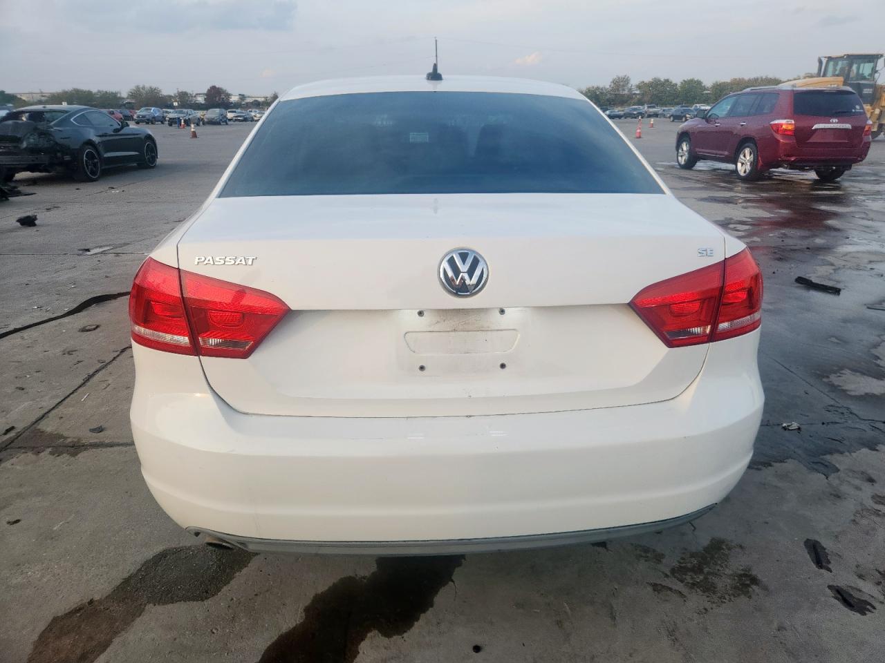 2013 Volkswagen Passat Se VIN: 1VWBH7A39DC105379 Lot: 91821995