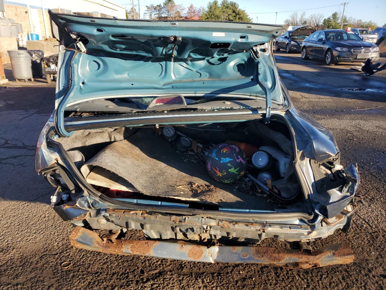 1998 Honda Civic Lx VIN: 2HGEJ6674WH561916 Lot: 90459495