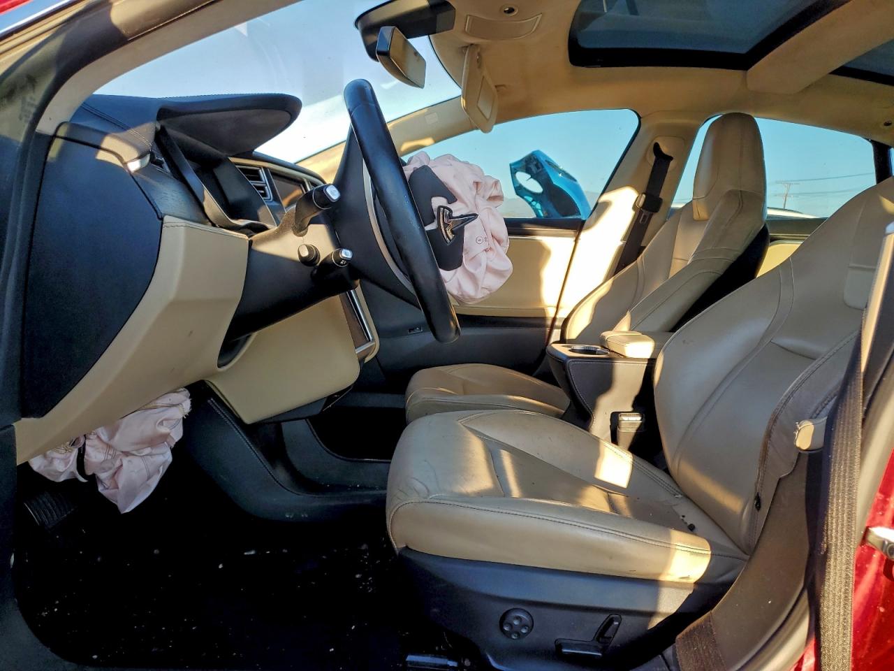 2015 Tesla Model S 85D VIN: 5YJSA1H24FF098154 Lot: 94525055