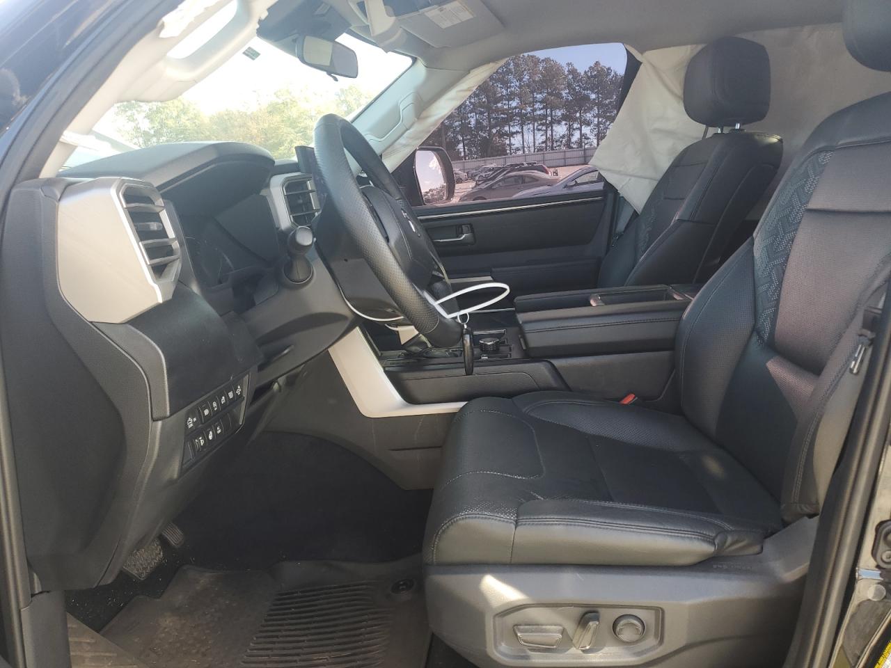 2022 Toyota Tundra Crewmax Sr VIN: 5TFLA5DB8NX048105 Lot: 93012625