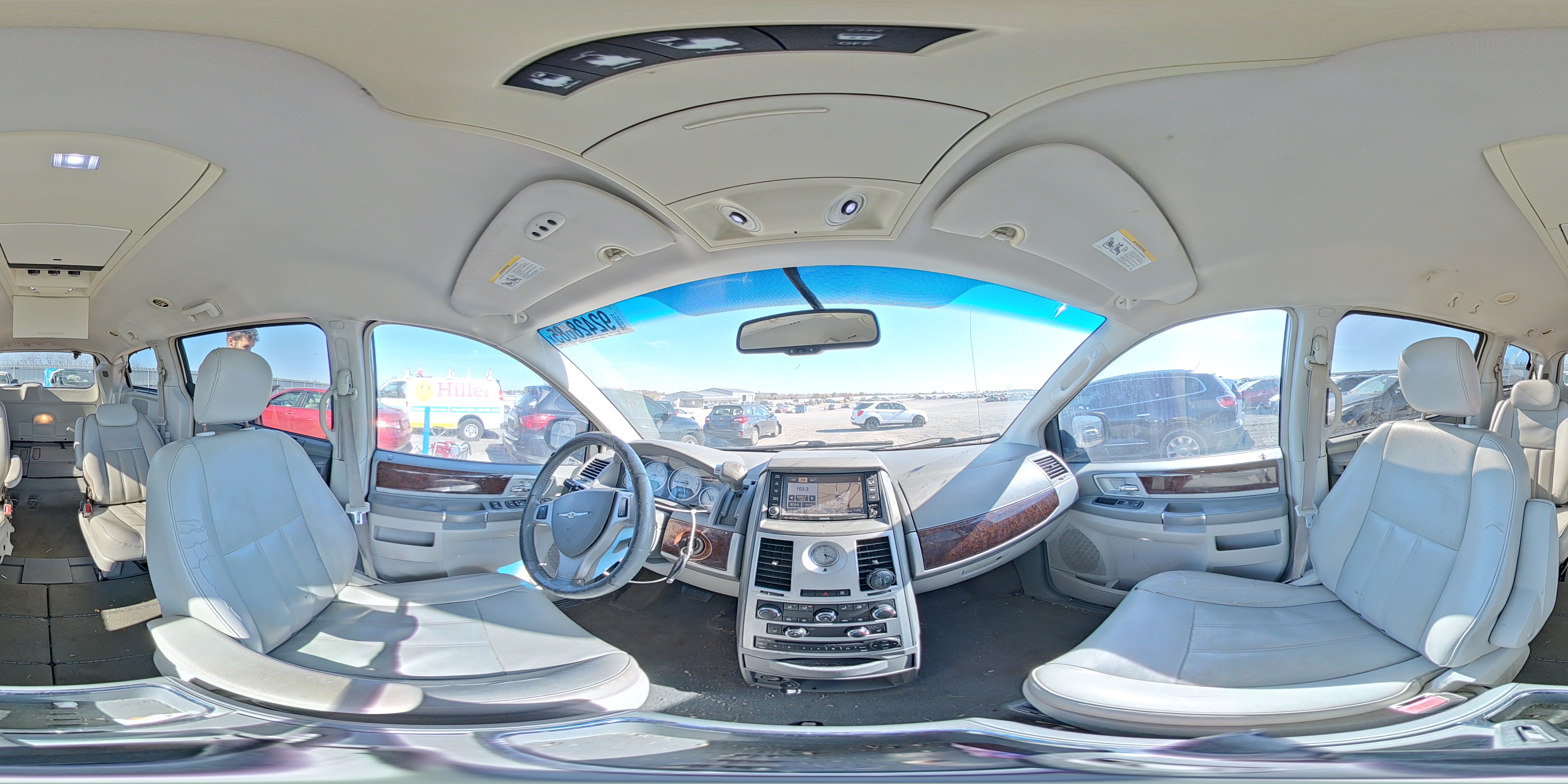 2009 Chrysler Town & Country Touring VIN: 2A8HR54199R630653 Lot: 92428685