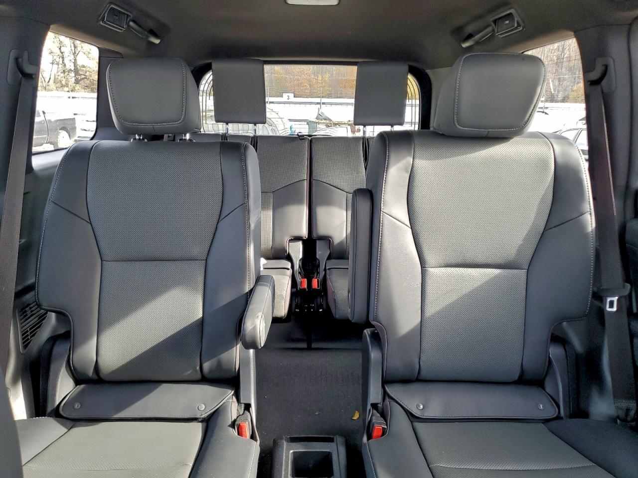 2025 Lexus Gx 550 Premium/Premium+ VIN: JTJTBCDX4S5049429 Lot: 92174015