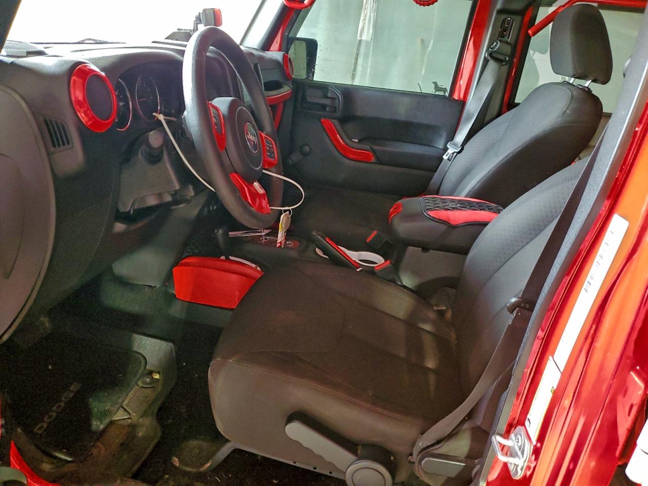 2016 Jeep Wrangler Unlimited Sport VIN: 1C4BJWDG2GL292162 Lot: 93529905