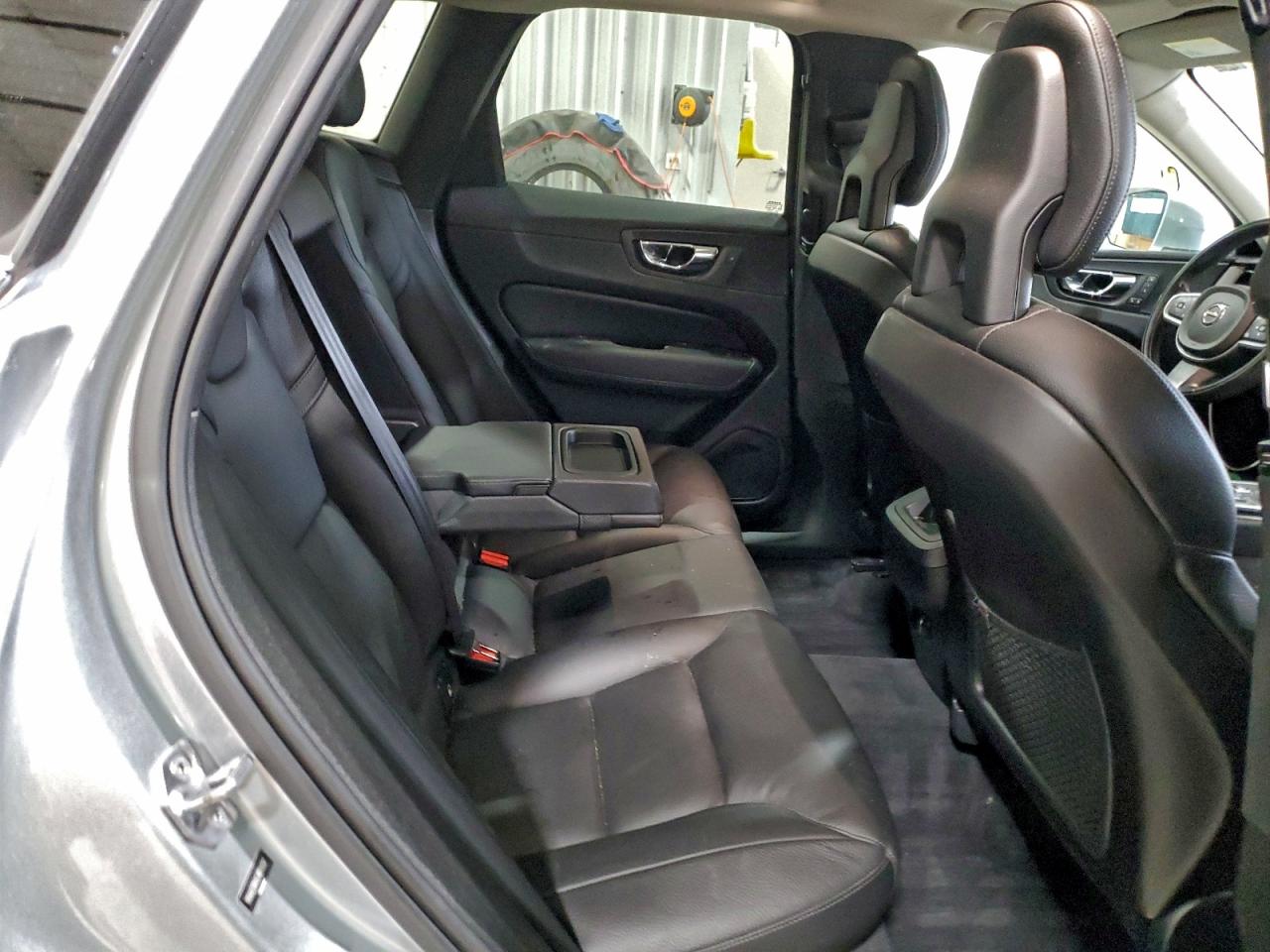 2018 Volvo Xc60 T6 Momentum VIN: YV4A22RK6J1084932 Lot: 93200315