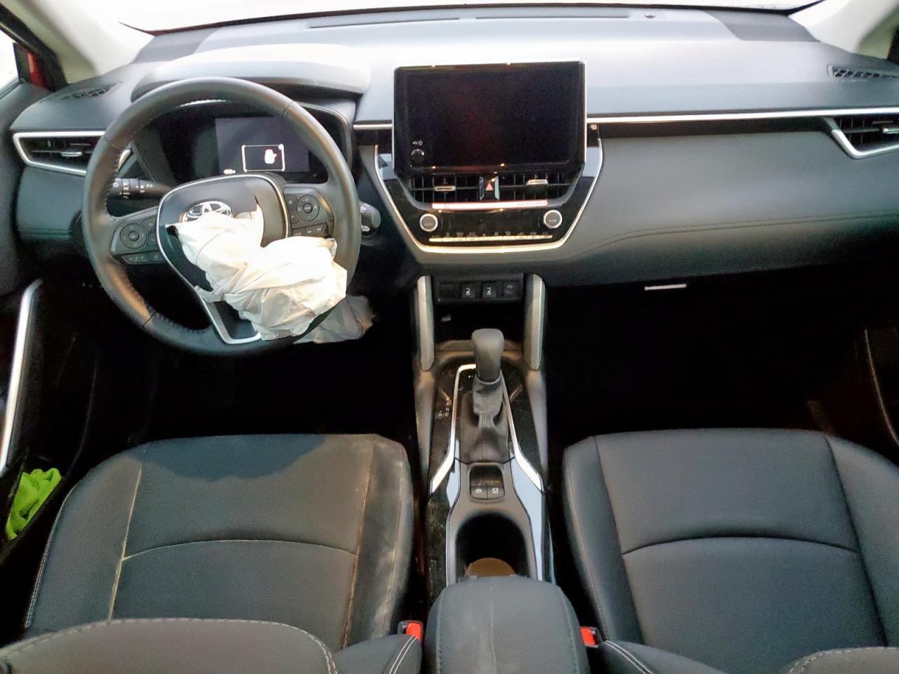 2025 Toyota Corolla Cross Xle VIN: 7MUDAAAG0SV124906 Lot: 93609035