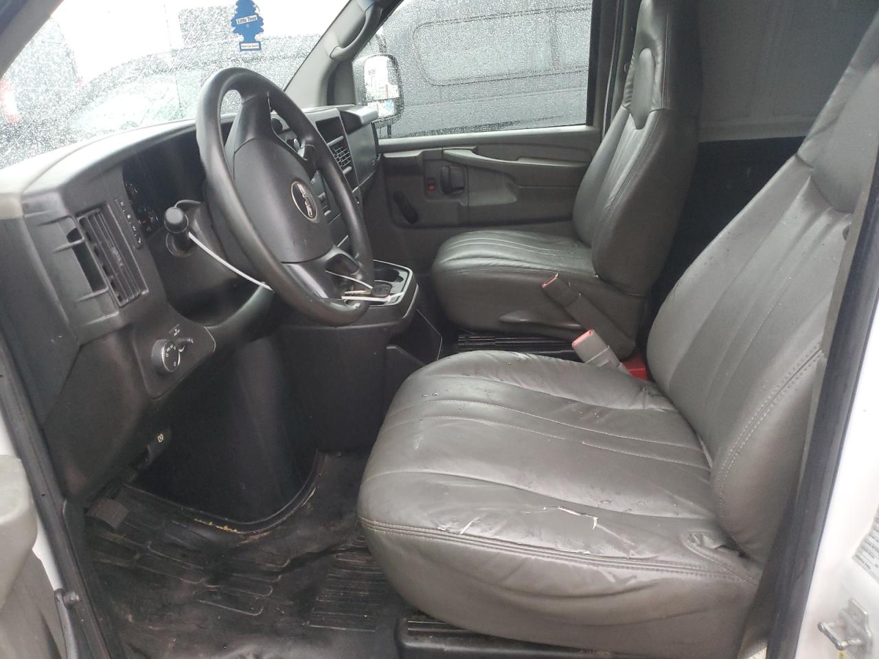 2008 GMC Savana Delivery Van VIN: 1GTGG29C581913300 Lot: 91573405