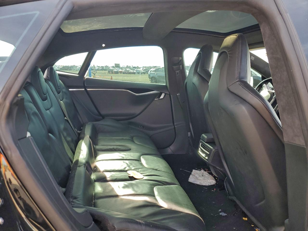 2014 Tesla Model S VIN: 5YJSA1H11EFP49505 Lot: 93864535