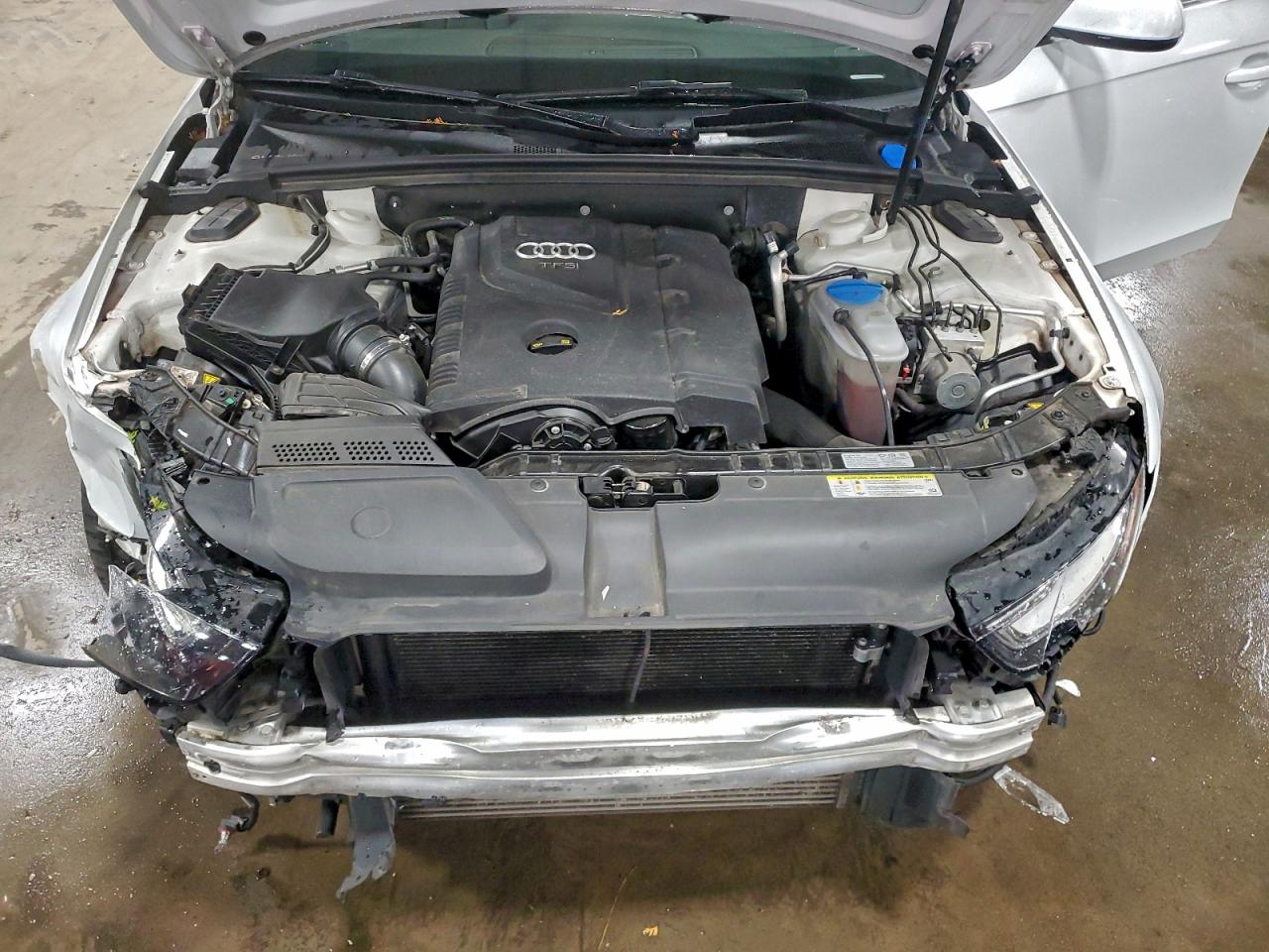 2015 Audi A4 Premium Plus VIN: WAUFFAFL9FN007490 Lot: 94102005