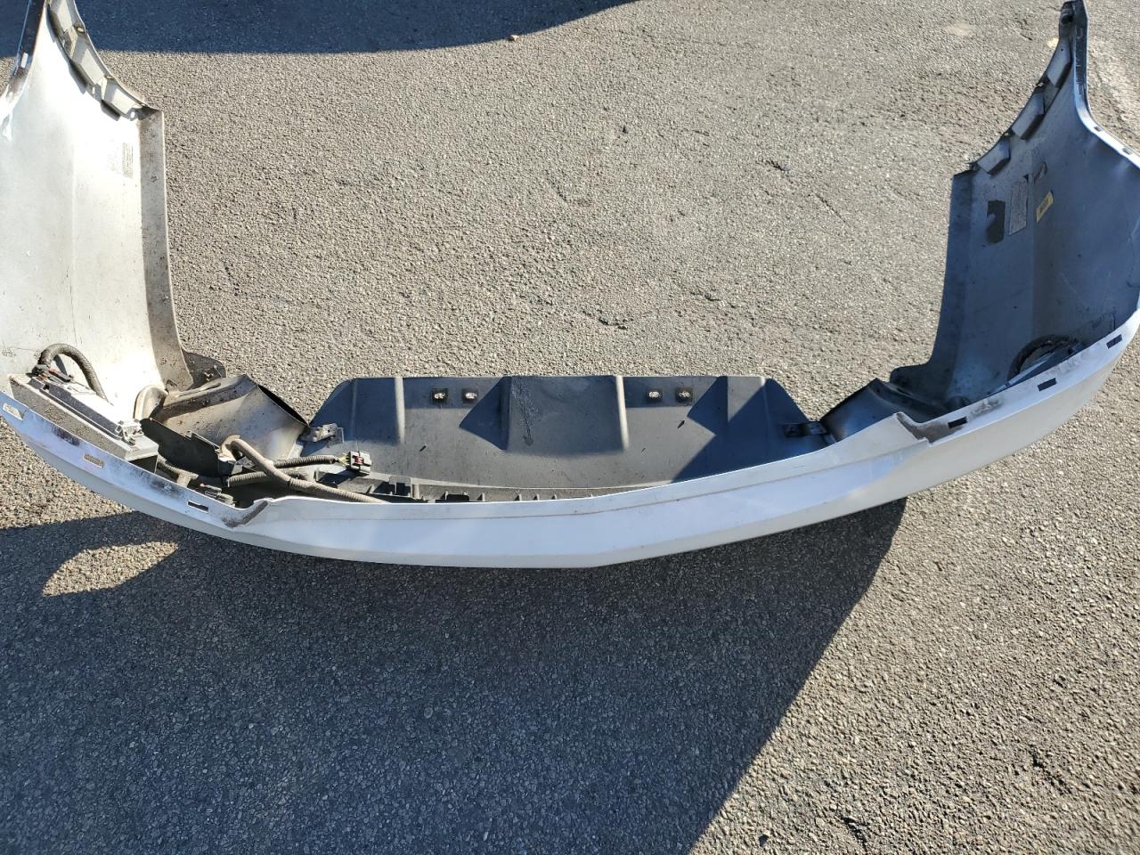 2016 Buick Lacrosse VIN: 1G4GB5G38GF104647 Lot: 93232535