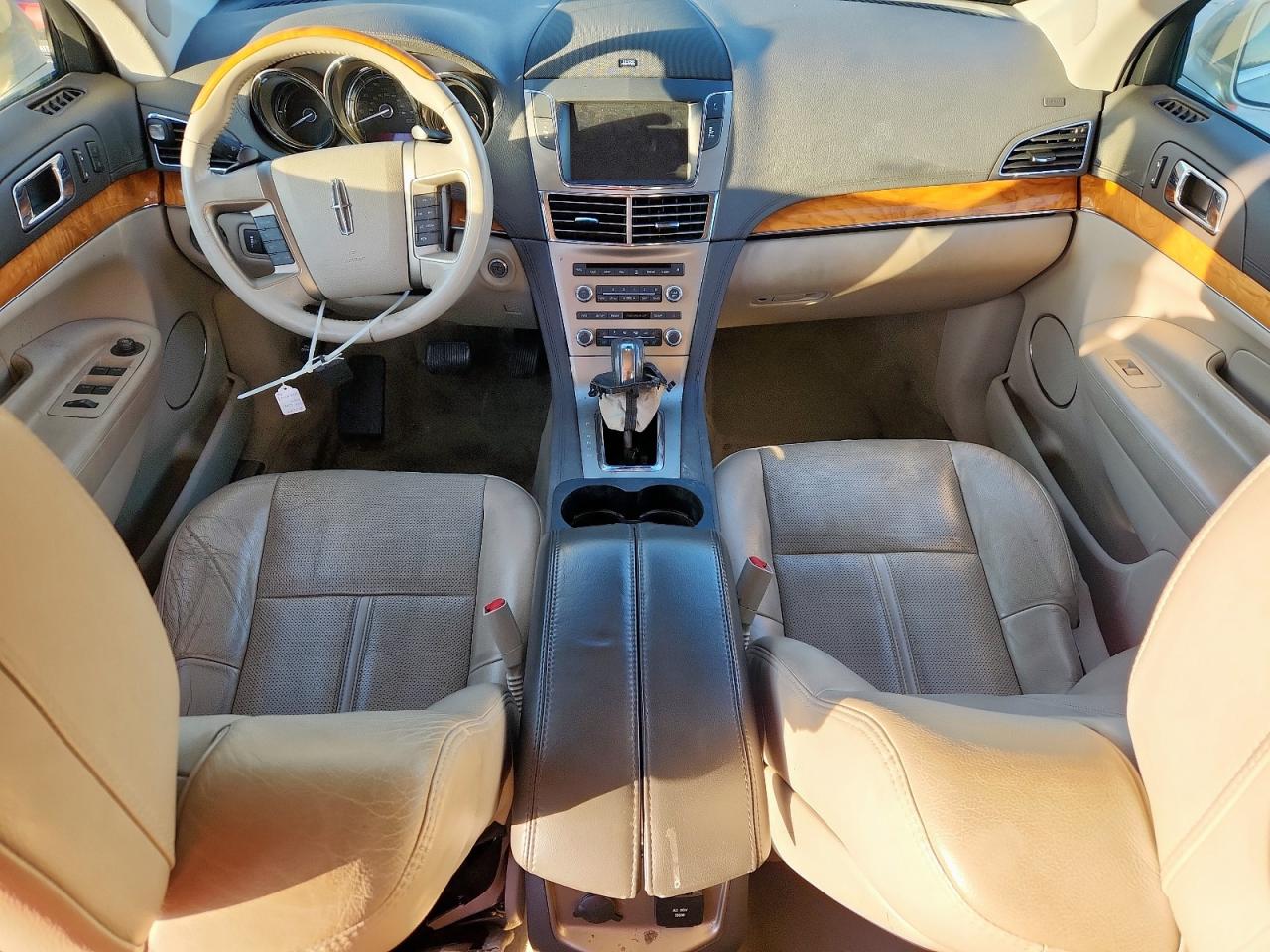 2011 Lincoln Mkt VIN: 2LMHJ5FR1BBJ54205 Lot: 92687605