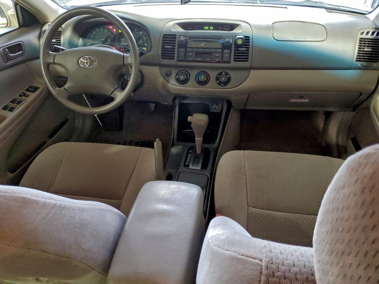 2004 Toyota Camry Le VIN: 4T1BE32K64U380305 Lot: 94176975