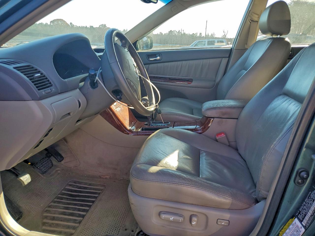 2005 Toyota Camry Le VIN: 4T1BF30K45U088959 Lot: 94608045