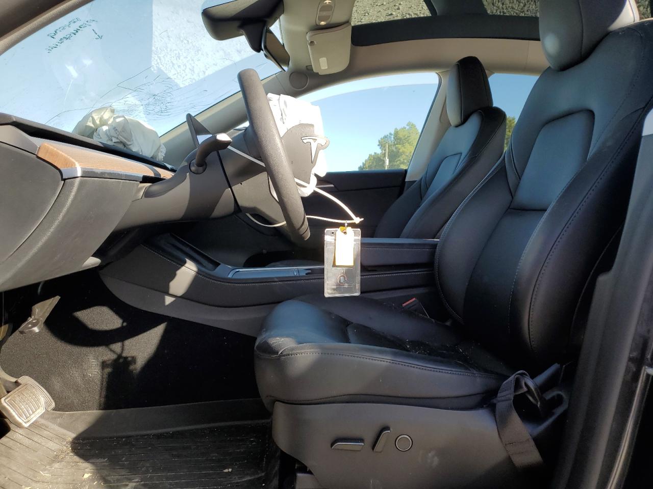 2024 Tesla Model Y VIN: 7SAYGAEE9RF070204 Lot: 91566045