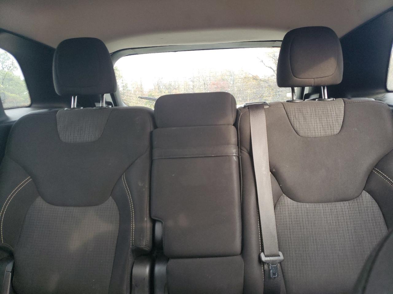 2015 Jeep Cherokee Latitude VIN: 1C4PJMCBXFW551073 Lot: 93643645