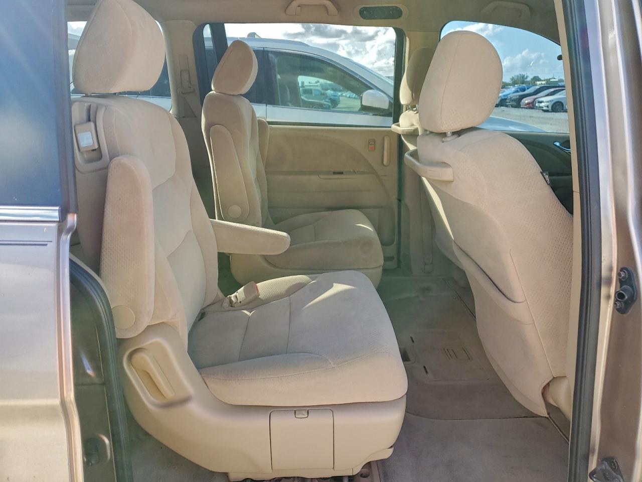 2006 Honda Odyssey Lx VIN: 5FNRL38226B109852 Lot: 94562795