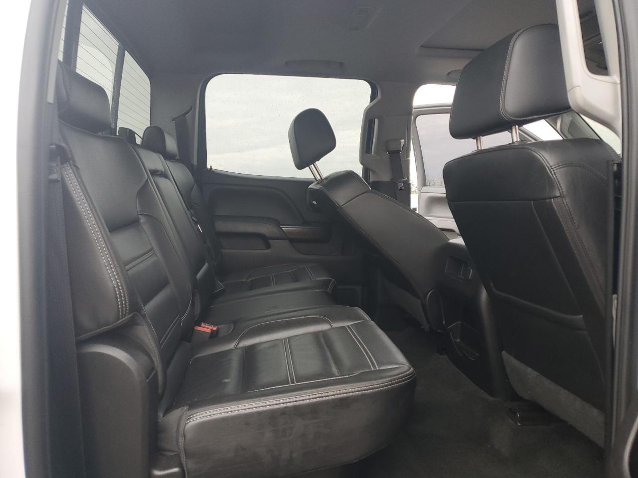 2018 GMC Sierra K3500 Denali VIN: 1GT42YEYXJF236419 Lot: 91020005