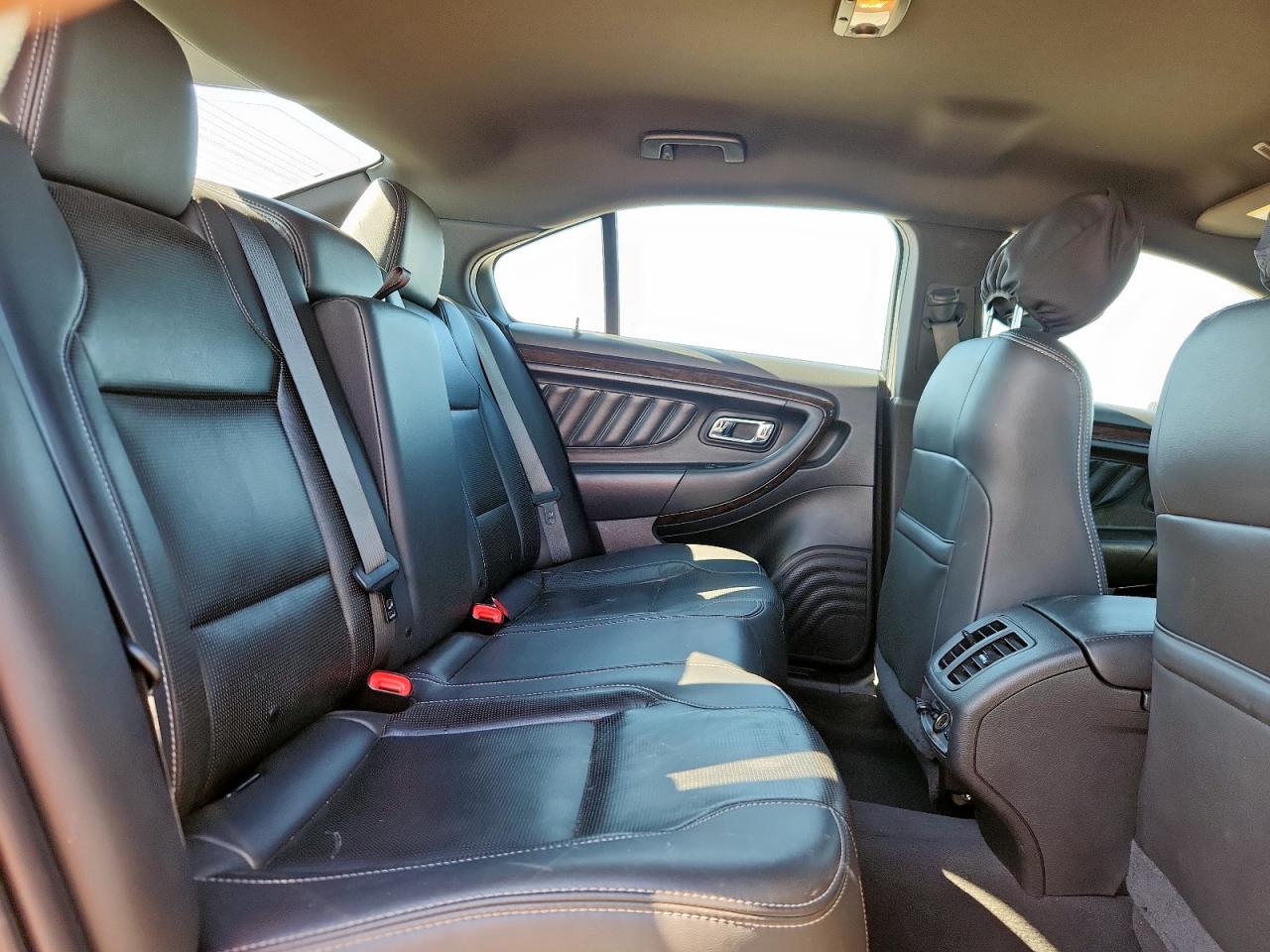 2019 Ford Taurus Limited VIN: 1FAHP2F87KG110826 Lot: 90689435