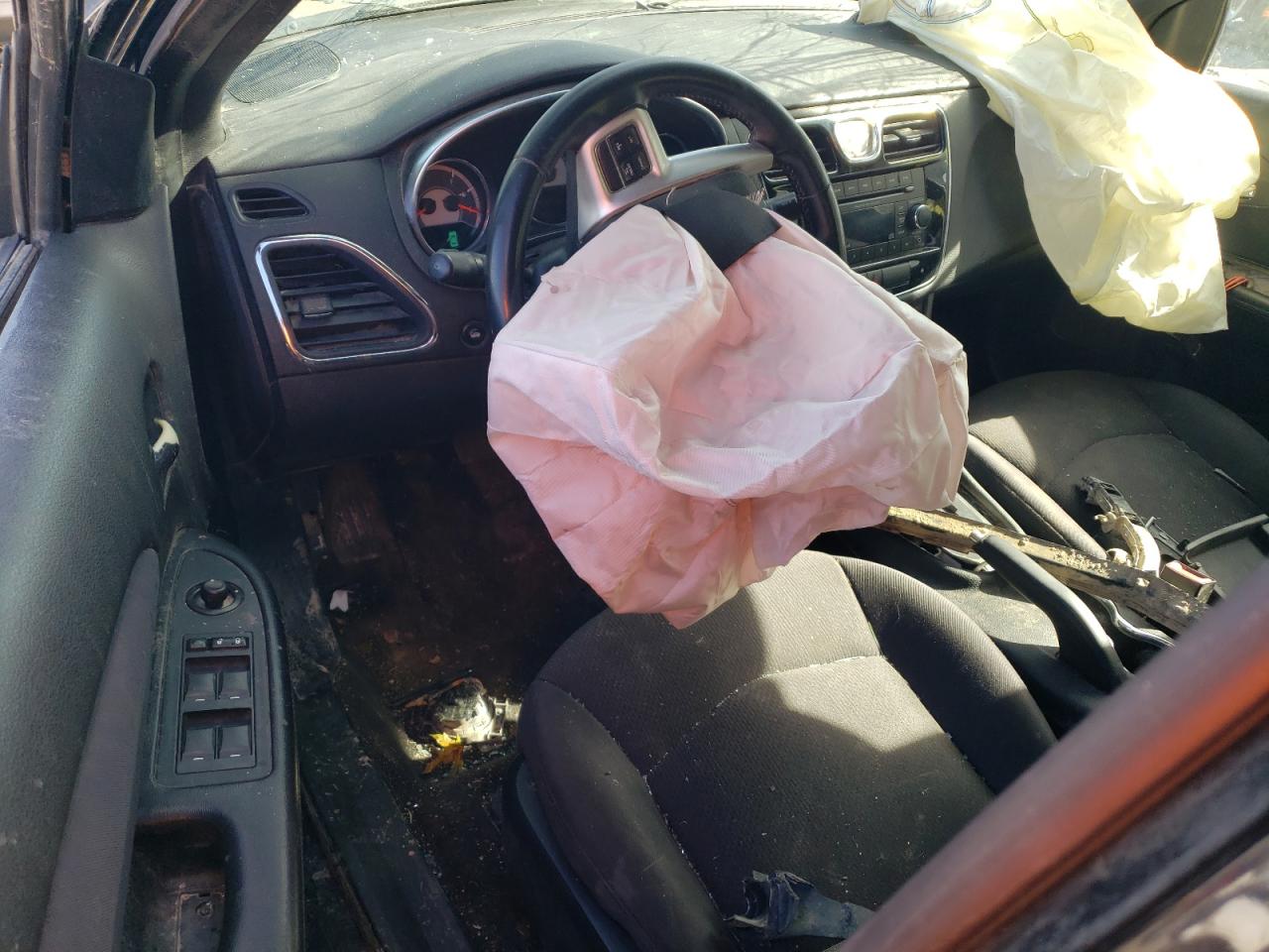 2012 Chrysler 200 Touring VIN: 1C3CCBBB5CN267340 Lot: 90681645