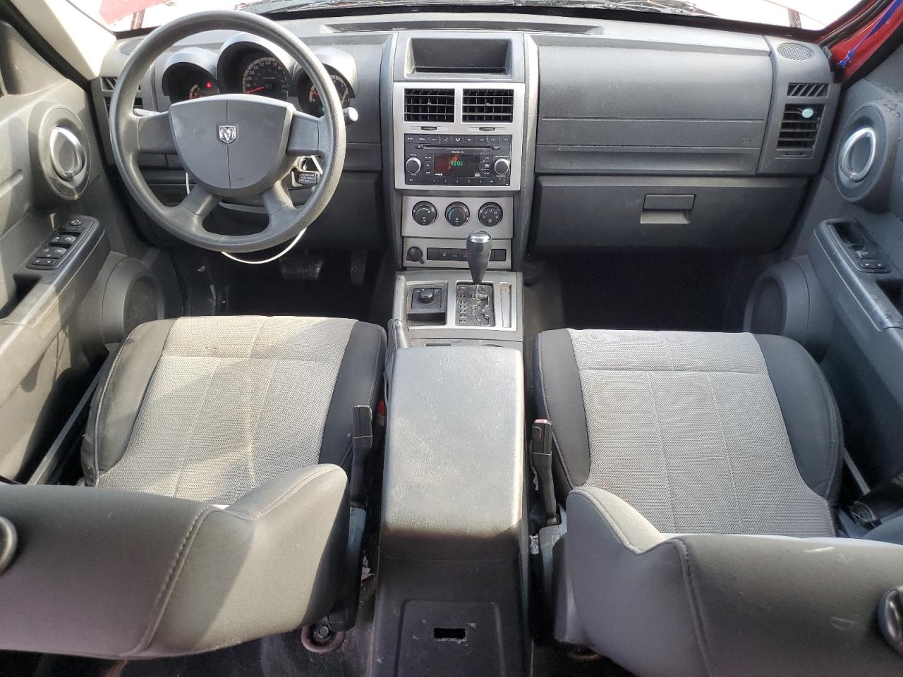 2007 Dodge Nitro Sxt VIN: 1D8GU28K97W643282 Lot: 92624235