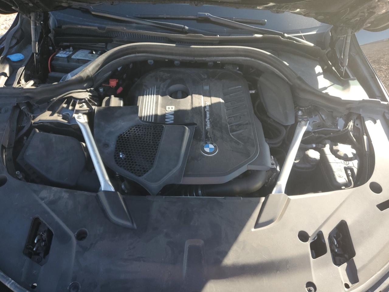 Фото: WBAJV6C55JBK07681