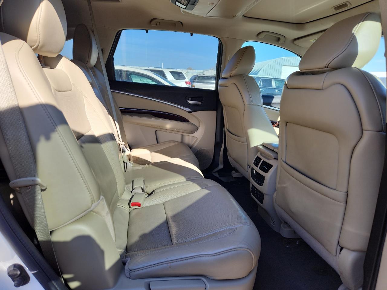 2015 Acura Mdx Advance VIN: 5FRYD3H85FB001883 Lot: 92739695