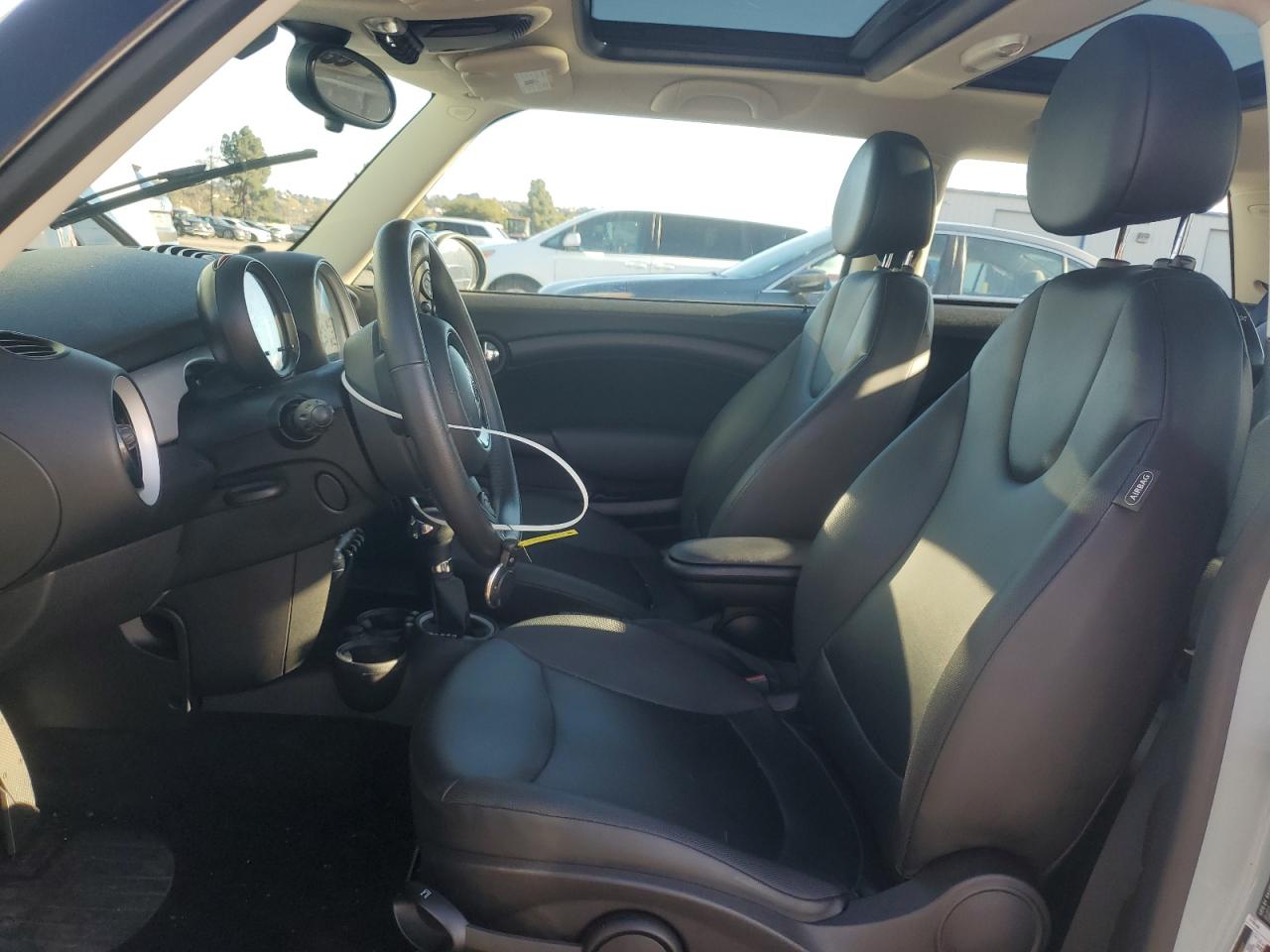 2013 Mini Cooper VIN: WMWSU3C55DT689959 Lot: 93443645