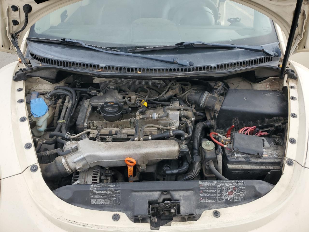 2004 Volkswagen New Beetle Gls VIN: 3VWCD31Y64M320270 Lot: 92897725