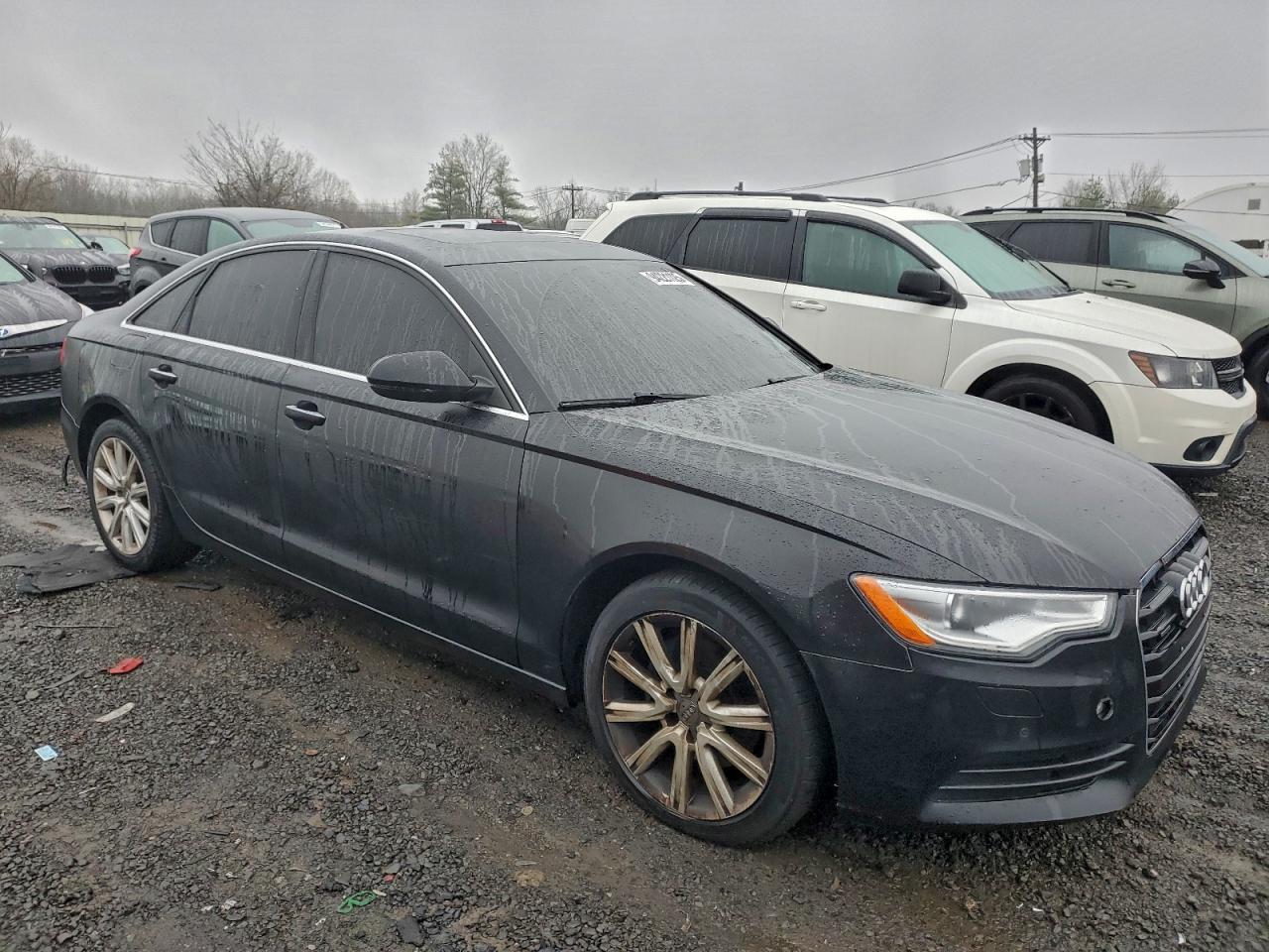 Фото: WAUGFAFC5DN018813