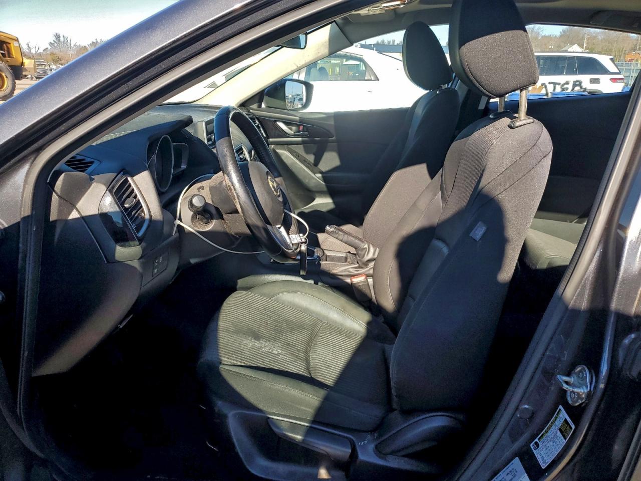 2014 Mazda 3 Touring VIN: JM1BM1V79E1182484 Lot: 93903005