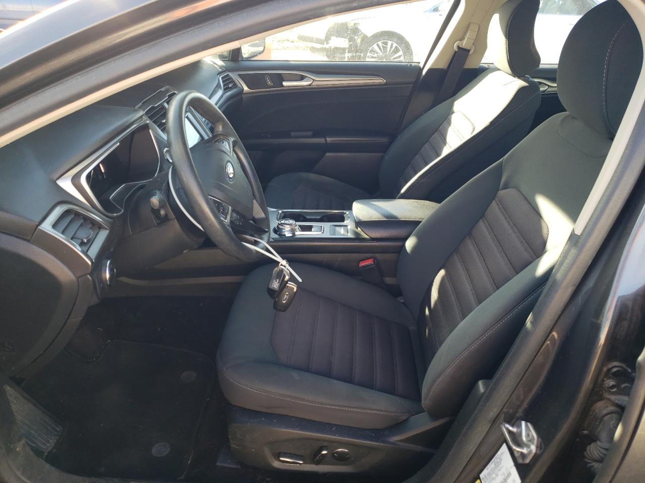 2017 Ford Fusion Se VIN: 3FA6P0H75HR103648 Lot: 92655625