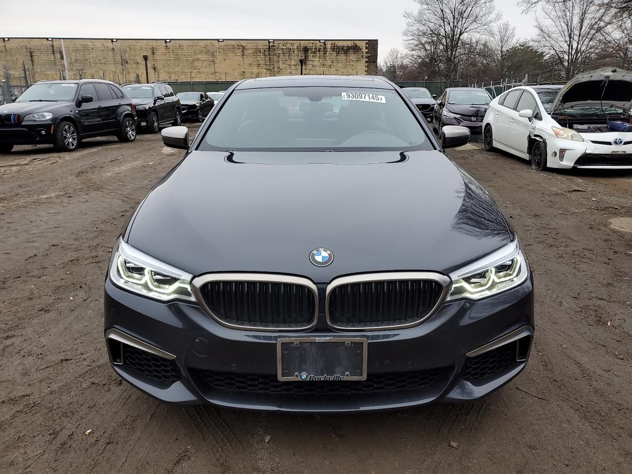 Фото: WBAJB9C58JB035401