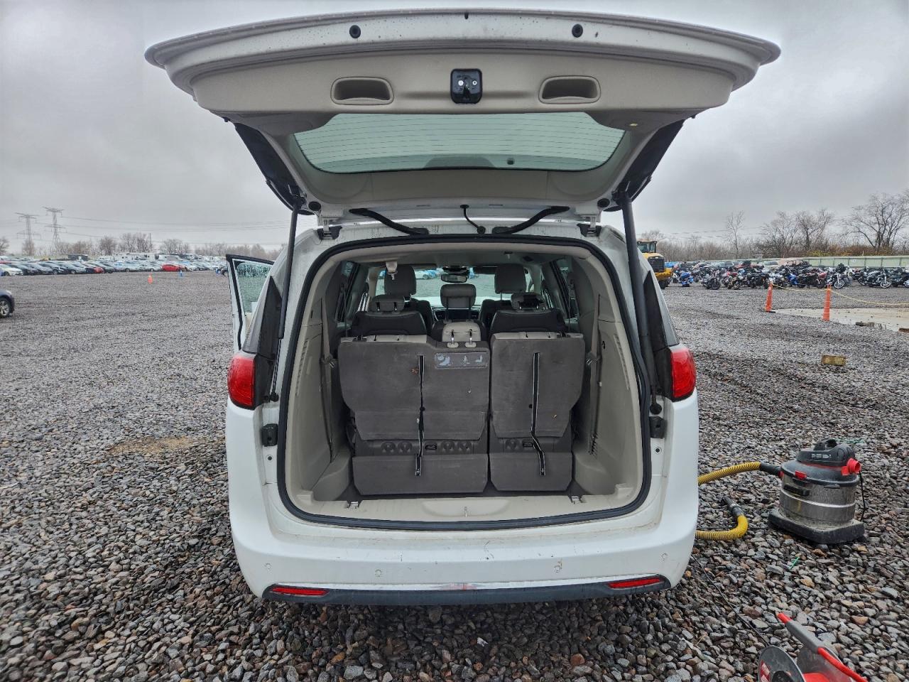 2017 Chrysler Pacifica Touring L Plus VIN: 2C4RC1EGXHR627980 Lot: 93420955