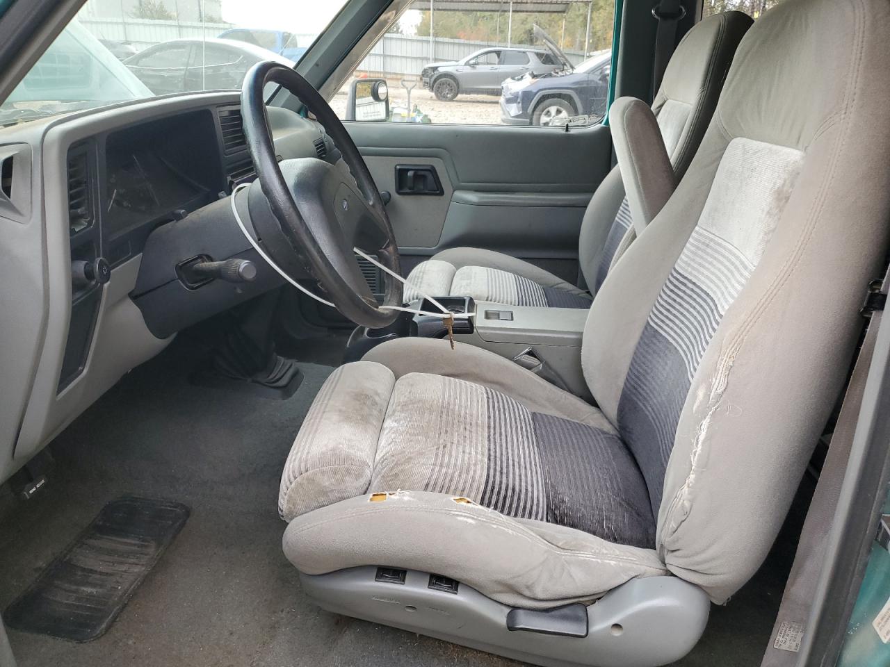 1992 Ford Ranger Super Cab VIN: 1FTCR14A1NTA51010 Lot: 91564235