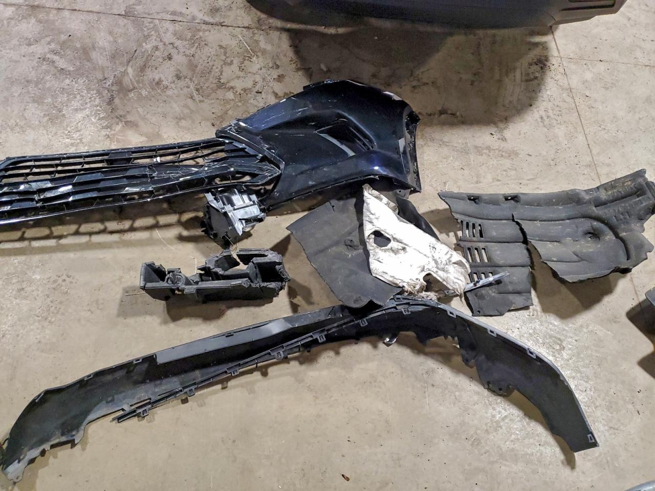 2024 Toyota Grand Highlander Xle VIN: 5TDAAAB56RS029092 Lot: 94122515