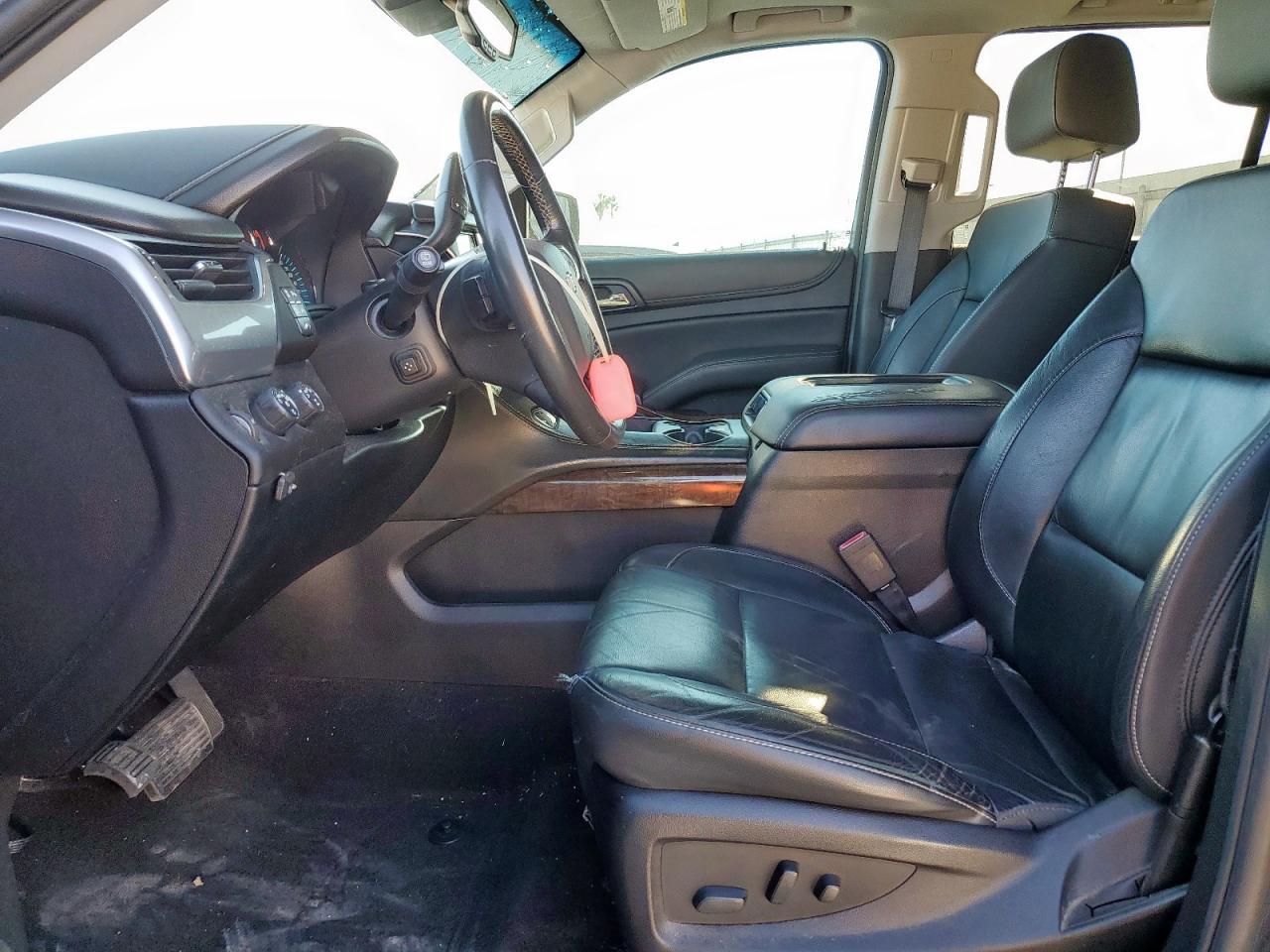 2018 Chevrolet Suburban K1500 Lt VIN: 1GNSKHKC1JR134951 Lot: 92534735