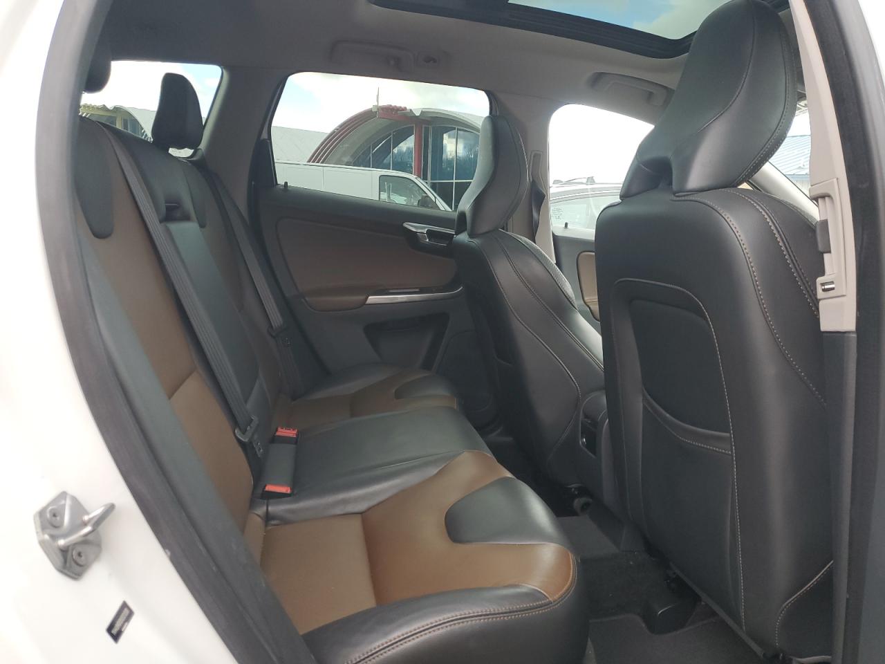 2017 Volvo Xc60 T6 Dynamic VIN: YV449MRR0H2031200 Lot: 92637905