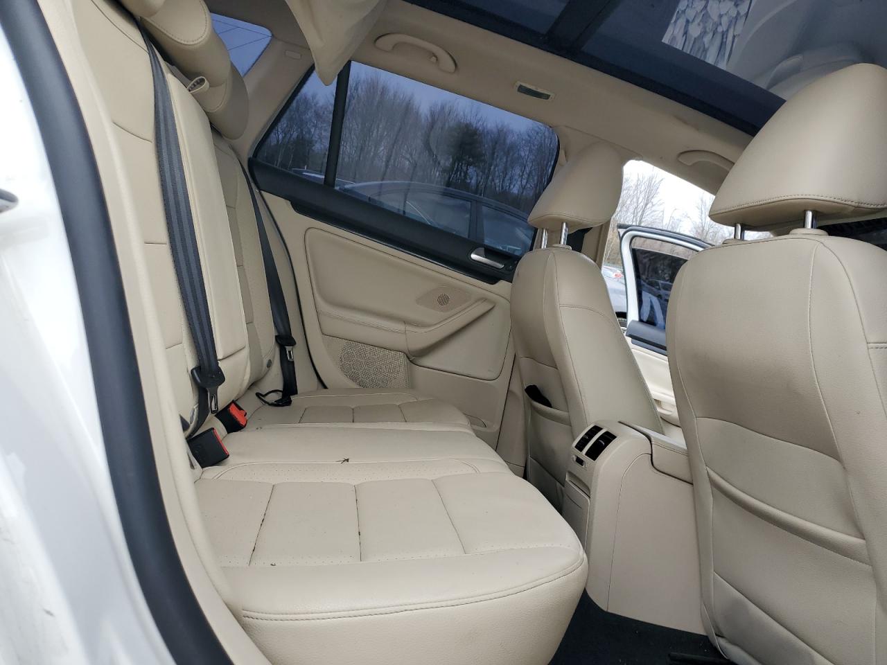 2014 Volkswagen Jetta Tdi VIN: 3VWML7AJ1EM605378 Lot: 92432275